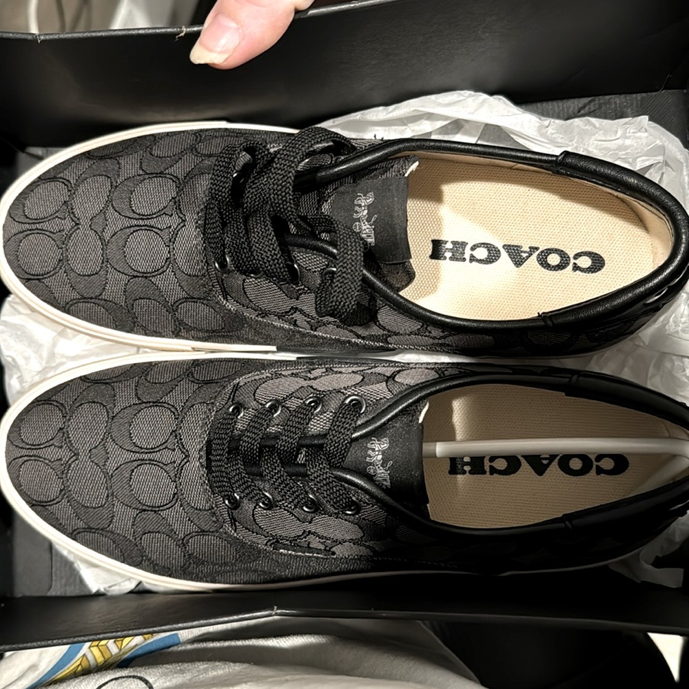 Coach shoes size 9.5